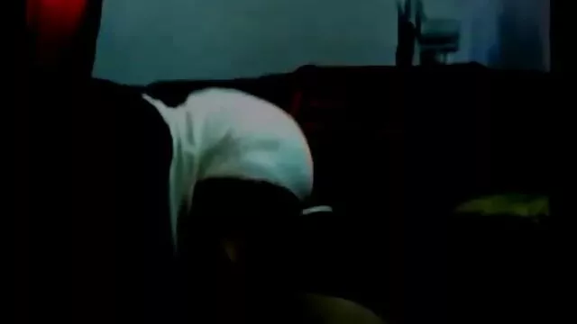 انجمن بدون ثبت نام  Busty Shmara با عکس دختر پسر سکس یک خال کوبی روی بدن خود ، روی یک درپوش غیر رسمی با آلت تناسلی مرد نشسته است