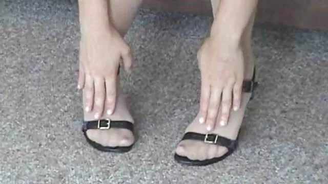 انجمن بدون ثبت نام  صورت نازک و سکس سرد در اولین عکس دوست دختر سکسی برخورد